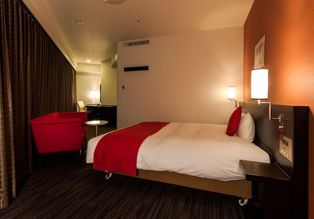 Daiwa Roynet Hotel Okayama Ekimae Esterno foto